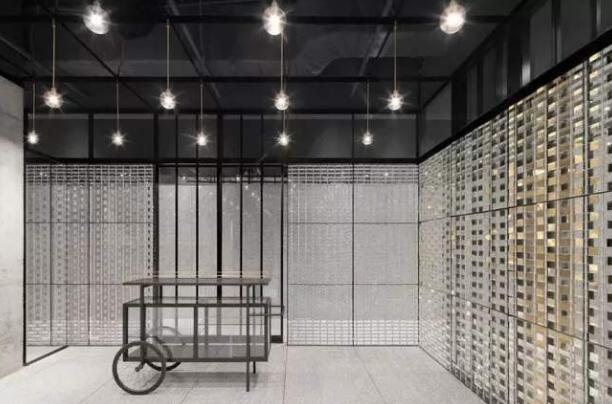 展會搭建布置中一般使用什么玻璃？其特性又有那些？